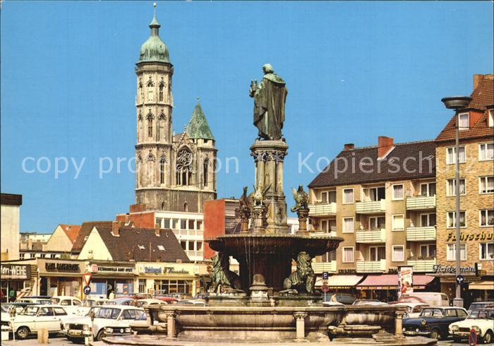 BRAUNSCHWEIG CITY Hagenmarkt Brunnendenkmal Andreaskirche