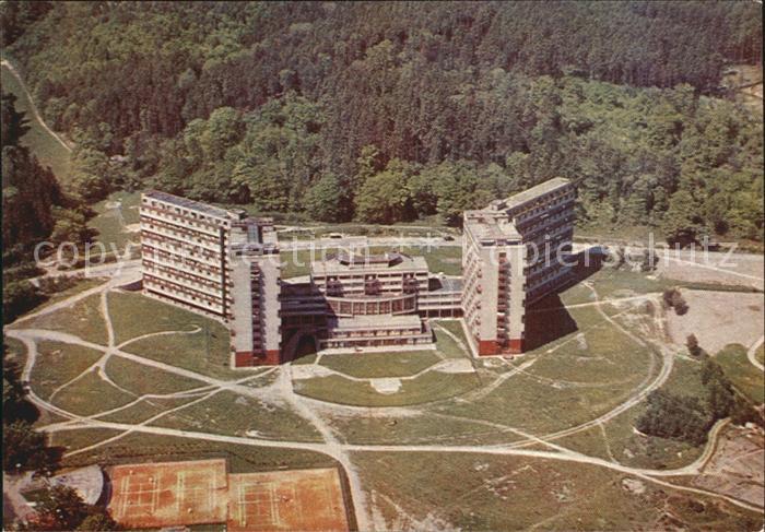 Litvinov Kolektivni dum Wohnanlage Hochhaus Tennis Fliegeraufnahme