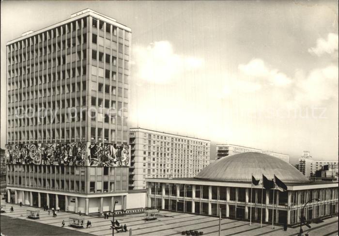 BERLIN  CITY Haus des Lehrers am Alexanderplatz Kongresshalle Hauptstadt der DDR