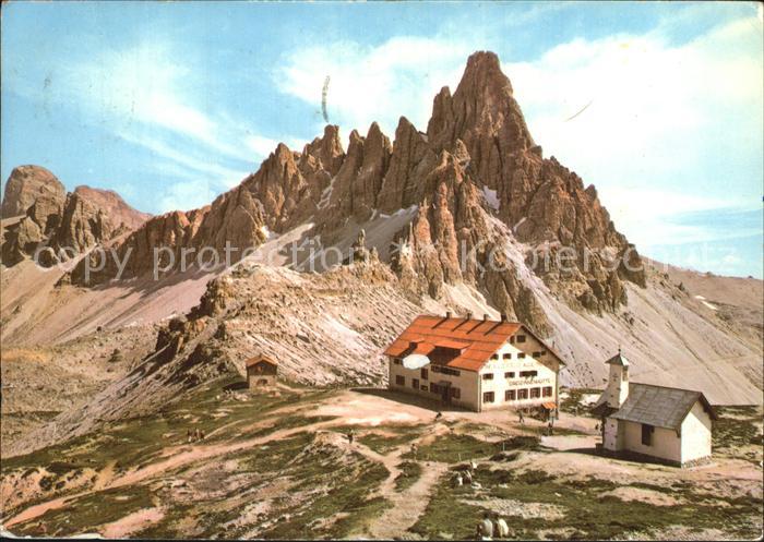 Dreizinnenhuette Rifugio Locatelli alle Tre Cime Dolomiti Berghaus Dolomiten