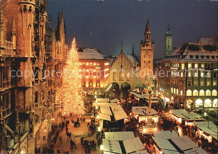 Muenchen Bayern Christkindlmark am Marienplatz