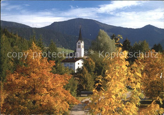 Oberstaufen Oberallgaeu Bayern Kirchenpartie mit Hochgrat