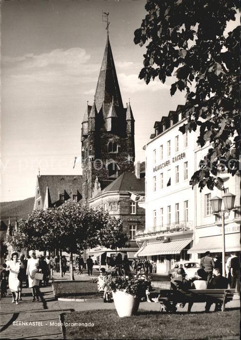 BERNKASTEL-KUES Berncastel Rheinland-Pfalz Moselpromenade