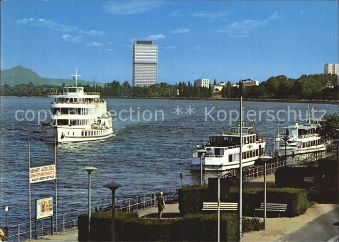 Bonn Rhein Rheinufer mit Buerohochhaus des Bundestages