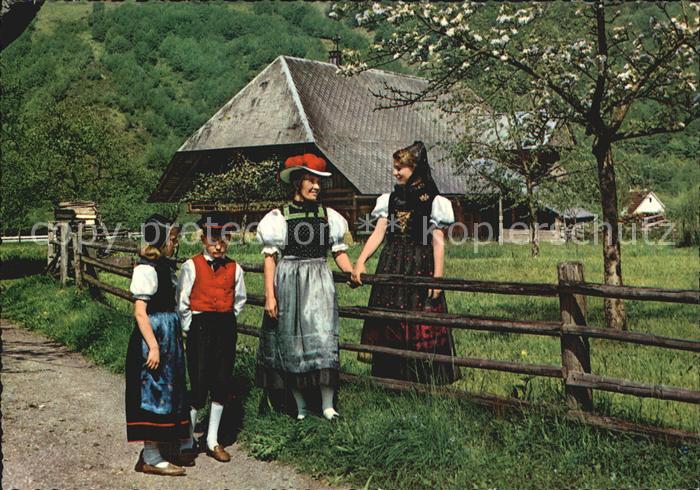 Trachten Schwarzwald Schwarzwaldhaus