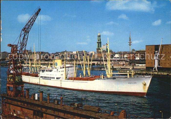 Schiffe Ships Navires Hamburg Hafen St. Michaeliskirche Fernsehturm