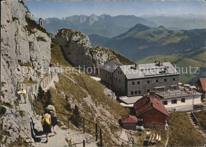 Wendelsteinhaus mit Wilden Kaiser