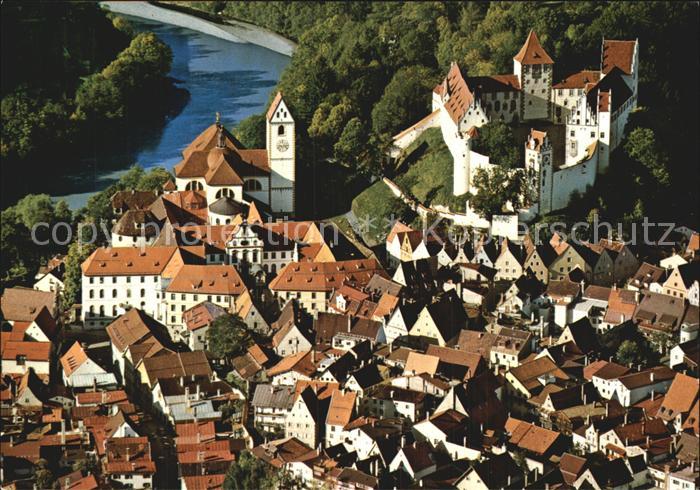 Fuessen Allgaeu Fliegeraufnahme Altstadt mit Hohem Schloss und Kloster St. Mang