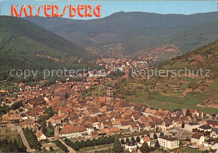 Kaysersberg Haut Rhin Fliegeraufnahme mit Kirche und Schloss