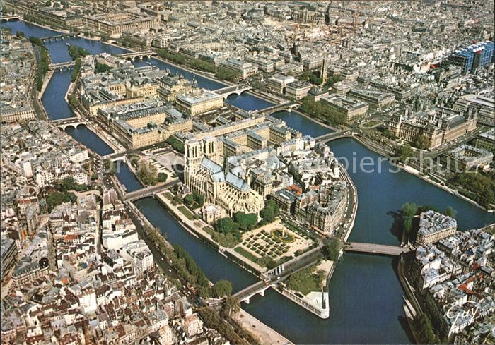 Paris Fliegeraufnahme