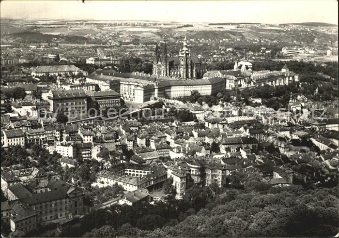 Praha Prahy Prague Fliegeraufnahme mit Burg und Kleinseite