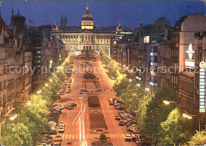 Praha Prahy Prague Wenzelsplatz bei Nacht
