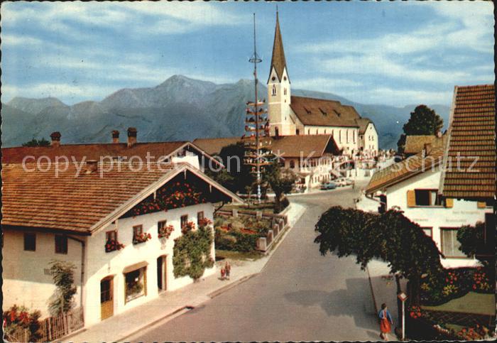 Bernau Chiemsee Teilansicht mit Kirche