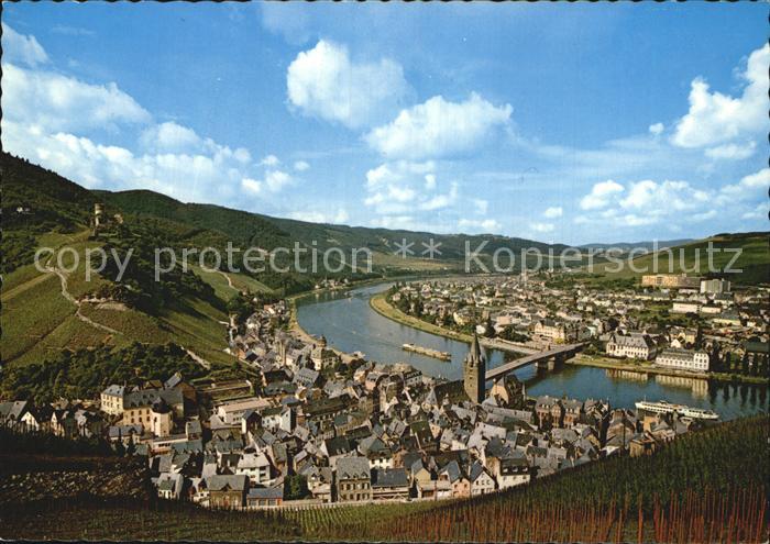 BERNKASTEL-KUES Berncastel Rheinland-Pfalz Burgruine Landshut