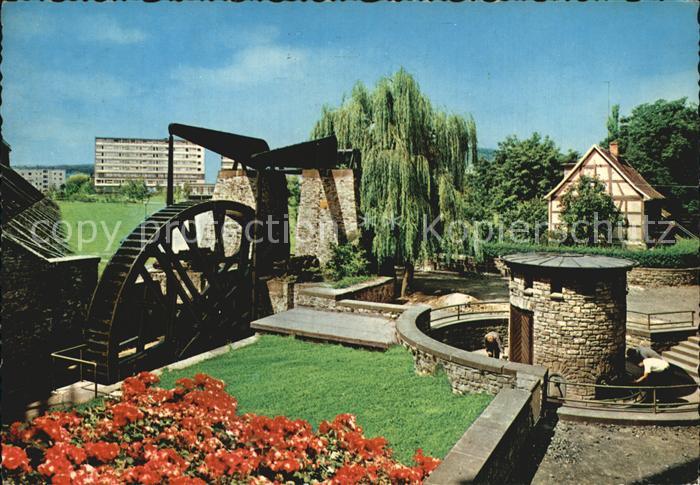 Bad Nauheim Ludwigsbrunnen mit neuem Kurviertel Wasserrad