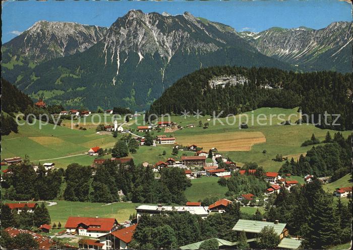 Tiefenbach Oberstdorf mit Entschenkopf Rubihorn und Nebelhorn