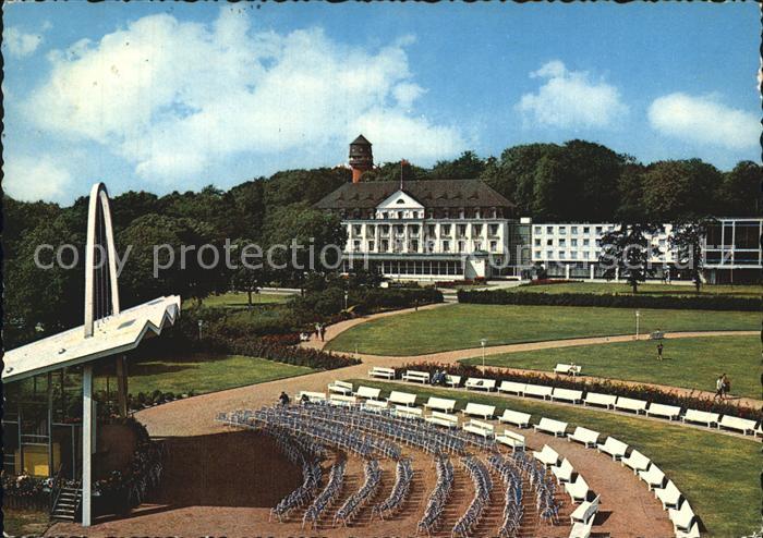 Travemuende Ostseebad Musikpavillon mit Kurhaus und Kursaal