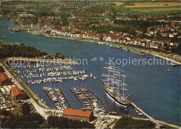 Travemuende Ostseebad Yachthafen Viermaster Segelschiff Passat Fliegeraufnahme