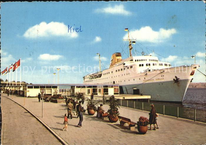 Faehre Ferry Bac Traghetto-- Faehrschiff Kronprins Harald Kiel