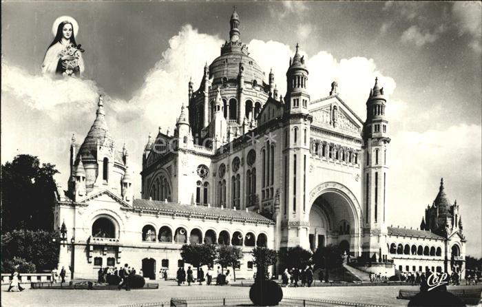 Lisieux Vue vers la Basilique
