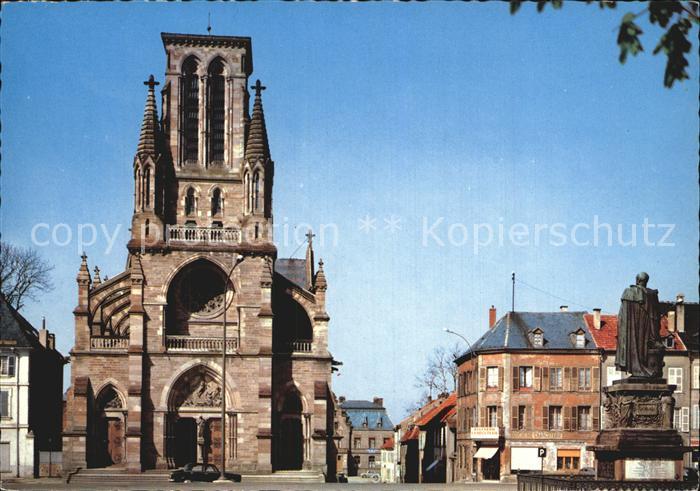 Phalsbourg Eglise Catholique Place d_Armes Monumen