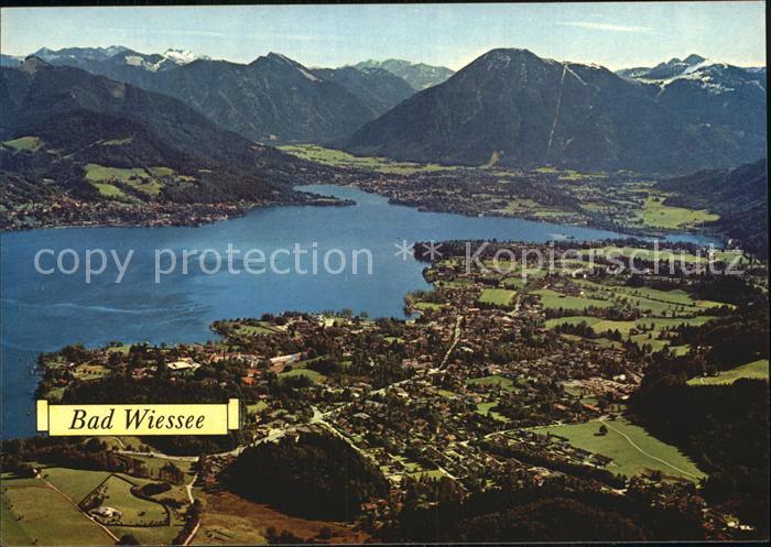 Bad Wiessee Tegernseetal mit Wallberg Mangfallgebirge Alpen Fliegeraufnahme