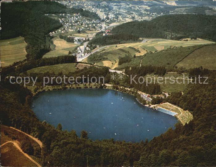 Daun Eifel Gemuendener Maar Fliegeraufnahme