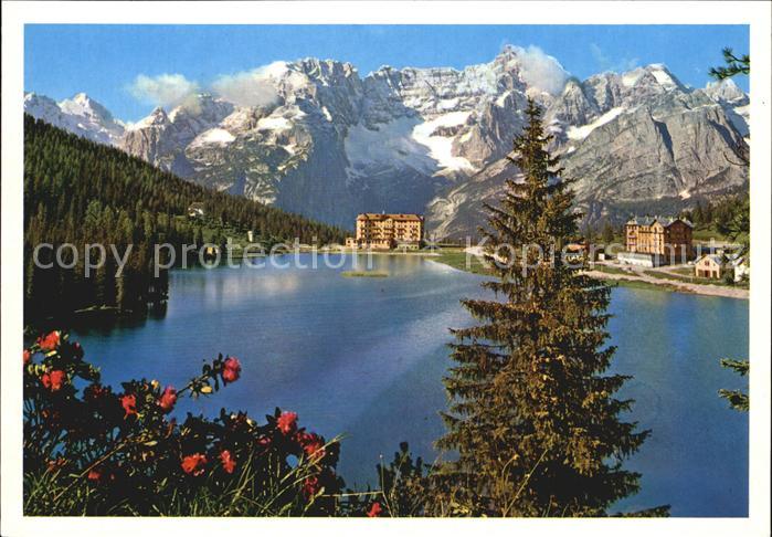 Misurinasee gegen Sorapis Gruppe Dolomiten Lago di Misurina Dolomiti