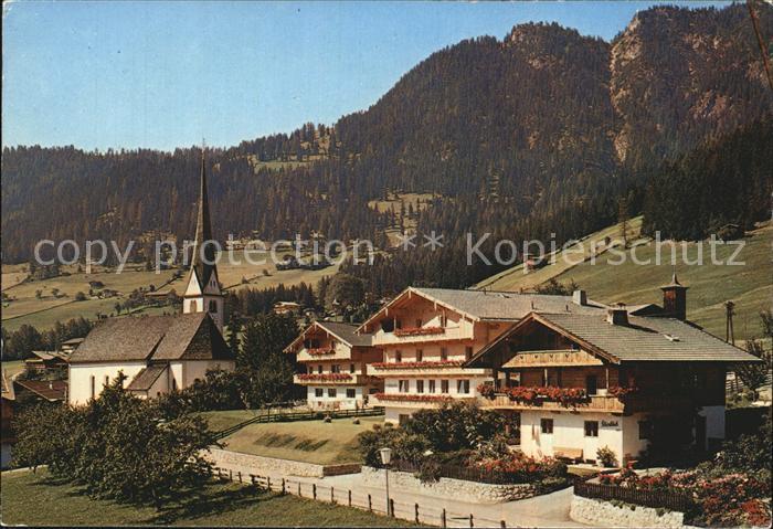 Alpbach Dorfbild mit Kirche Unterinntal