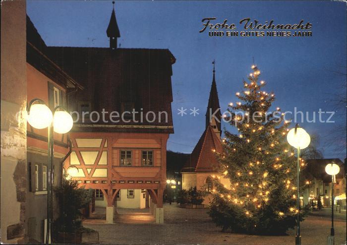 Plochingen Weihnachtsstimmung am Marktplatz Rathaus Ottilienkapelle Christbaum W