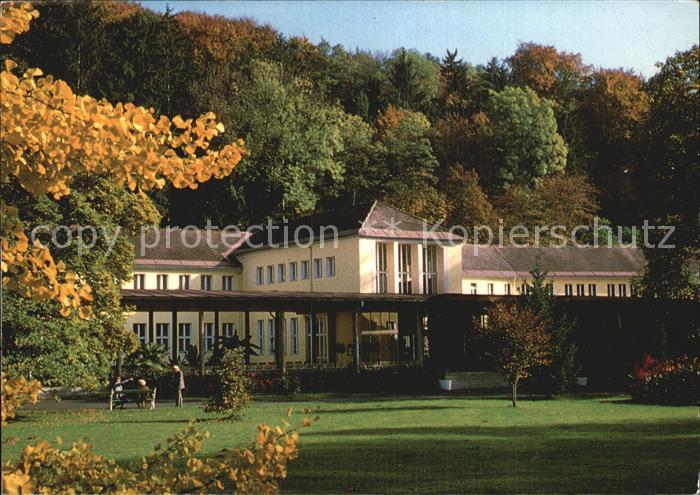 Bad Gleichenberg Haupteingang der Kuranstalt Heilbad Erholunsort Herbststimmung