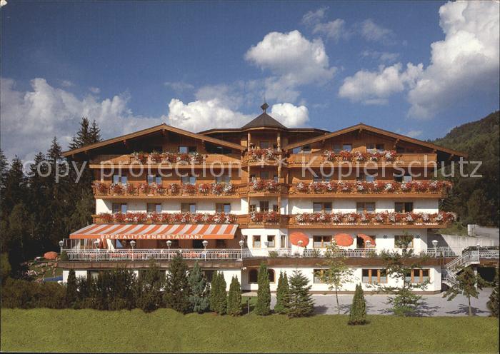 Sankt Johann Pongau Hotel Zinnkruegl Alpendorf im Salzburger Land
