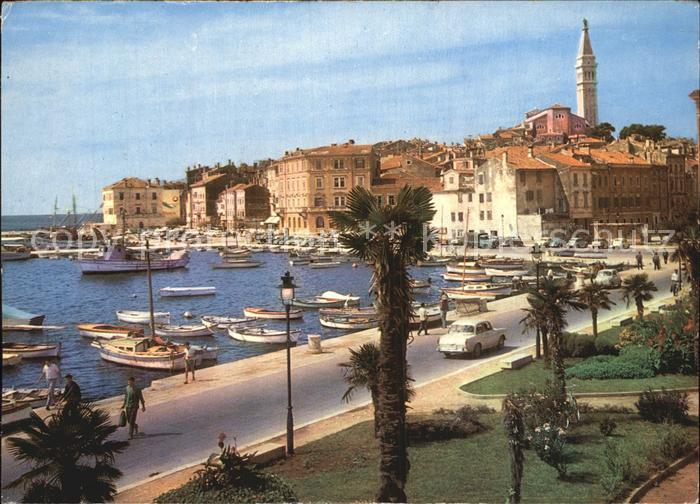 Rovinj Istrien Uferstrasse Hafen Altstadt