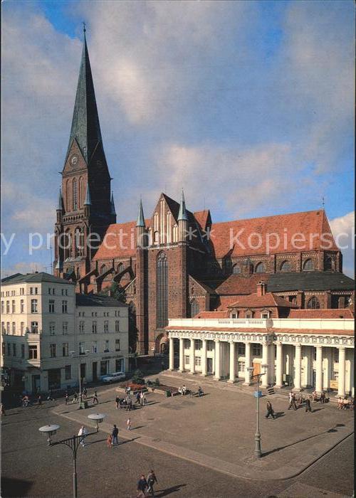 Schwerin Mecklenburg Dom und Markt