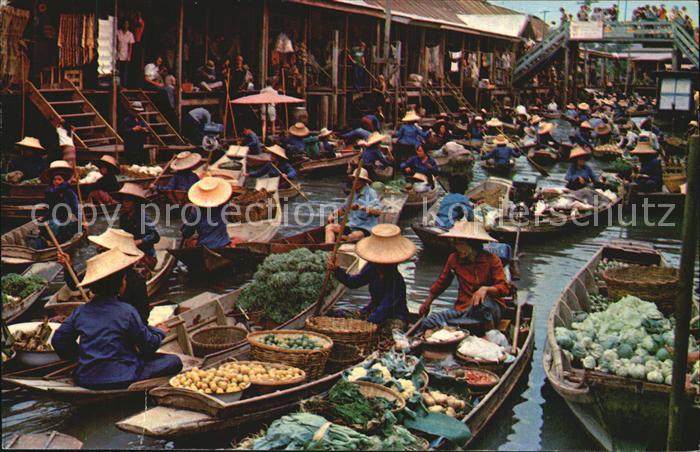 Thailand Damnernsaduak floating marktet Rajburi province