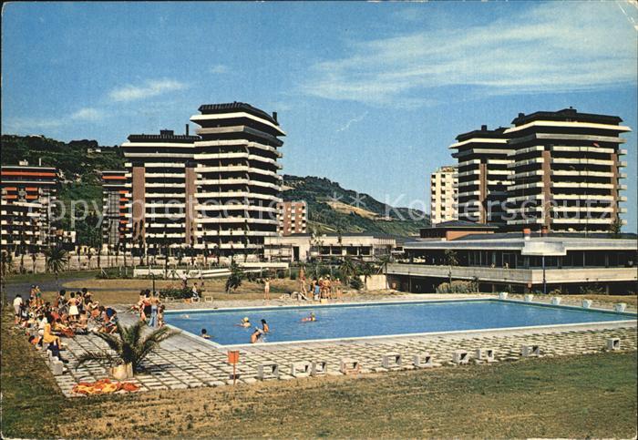 Pesaro Zona Residenziale Baia Flaminia Piscina