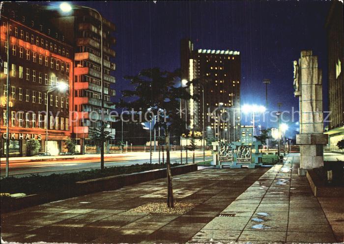 Karl-Marx-Stadt Karl Marx Allee bei Nacht