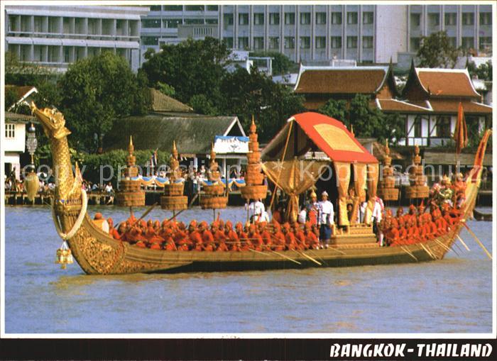 Bangkok The Royal Barge Suphannahong is held in the procession along the river