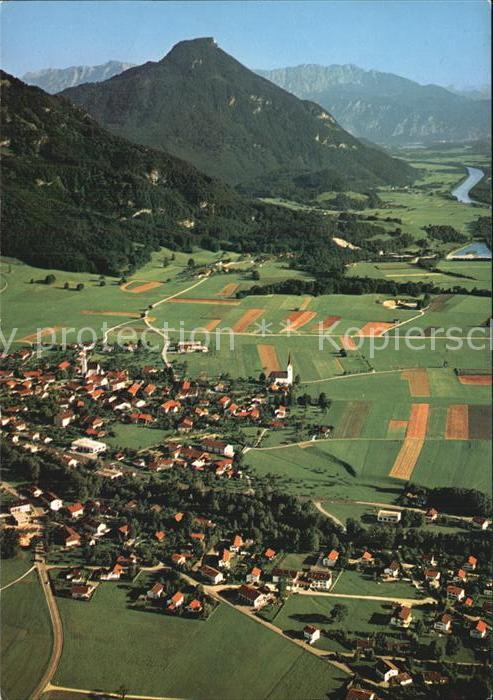 Nussdorf Inn mit Kranzhorn und Kaisergebirge Fliegeaufnahme