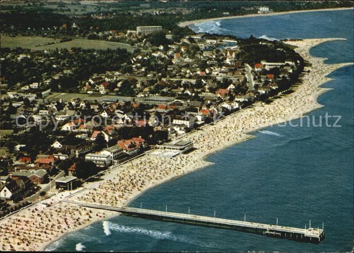 Niendorf Ostseebad Seebruecke Strand Fliegeraufnahme