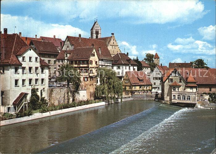 Riedlingen Donau Donauwehr mit Muehltoerleund Rathaus