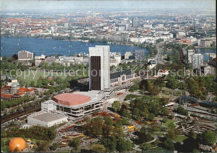 HAMBURG  CITY Blick vom Fernsehturm auf Congress Centrum und Alster