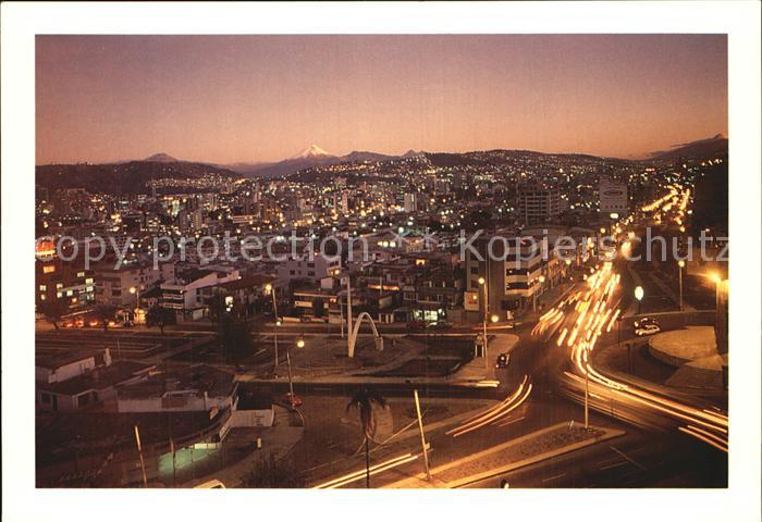 Quito Nachtaufnahme