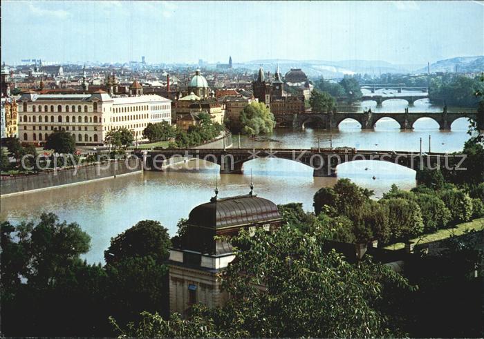 Praha Prahy Prague Brueckenpartie