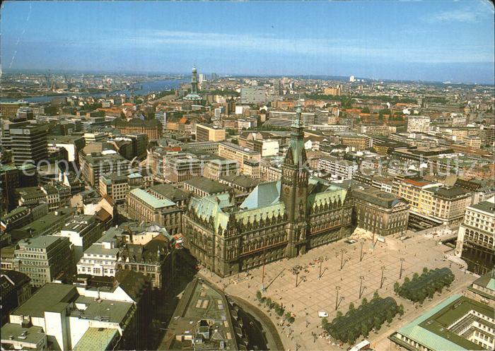 HAMBURG  CITY Fliegeraufnahme mit Rathaus