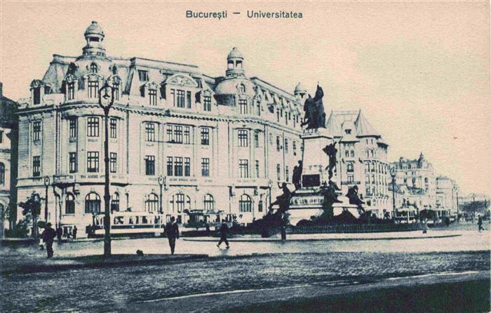 Bucharest Universitatea Denkmal Strassenbahn Passanten Prachtbau Platz Gruenderz
