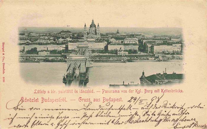 BUDAPEST HU Kettenbruecke Donau Burg Kuppel Basilika Stadtpanorama Kgl-Burg