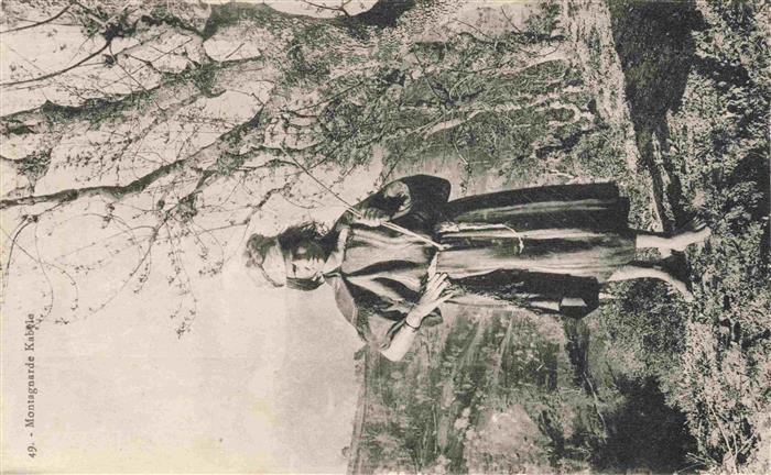 Kabyle Algerie Montagnarde Kabylin Tracht Berge Baum Portrait Ethnografie