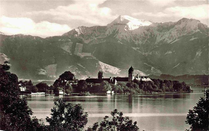 Fraueninsel Chiemsee Panorama Blick gegen Hochgern Chiemgauer Alpen