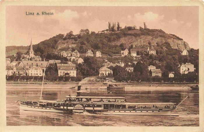 Linz Rhein Panorama mit Rheindampfer
